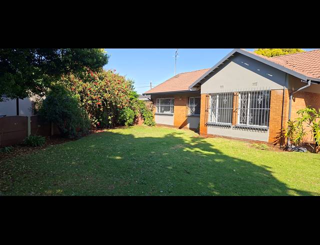 3 BEDROOM FREEHOLD TO LET IN EDELWEISS